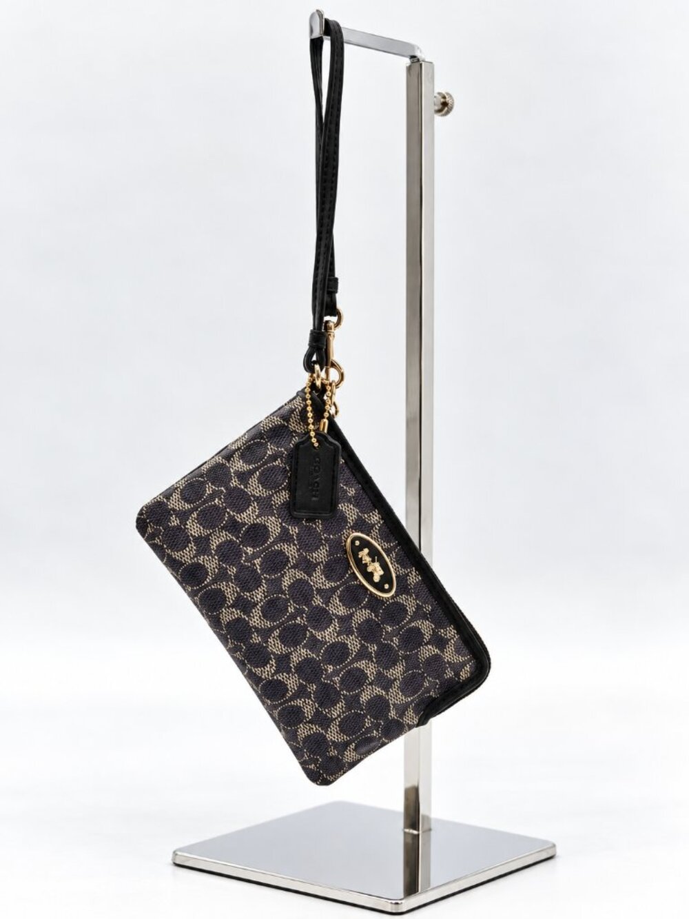 NWT Coach Signature Mini Wristlet Wallet